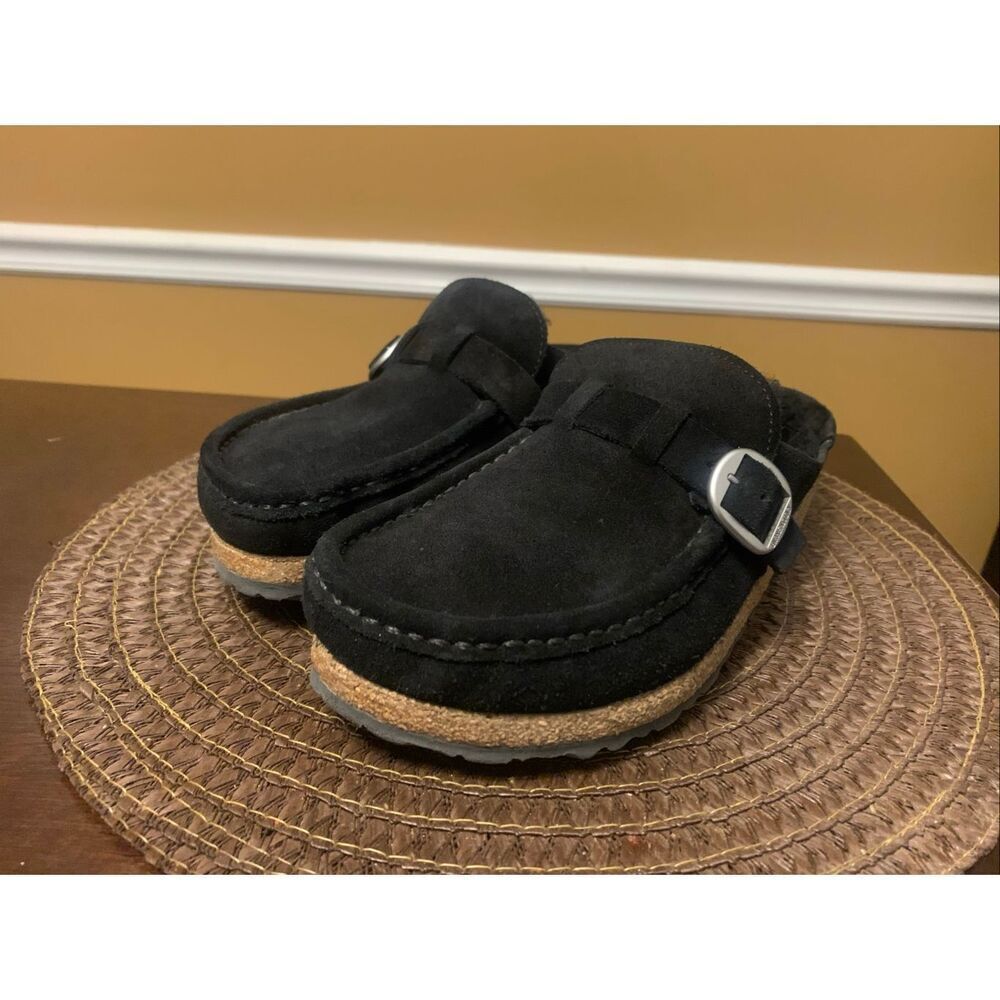 Birkenstock Women's Narrow Fit Buckley Shearling Clog Black US:9-9.5/EU 40 - Picture 3 of 9